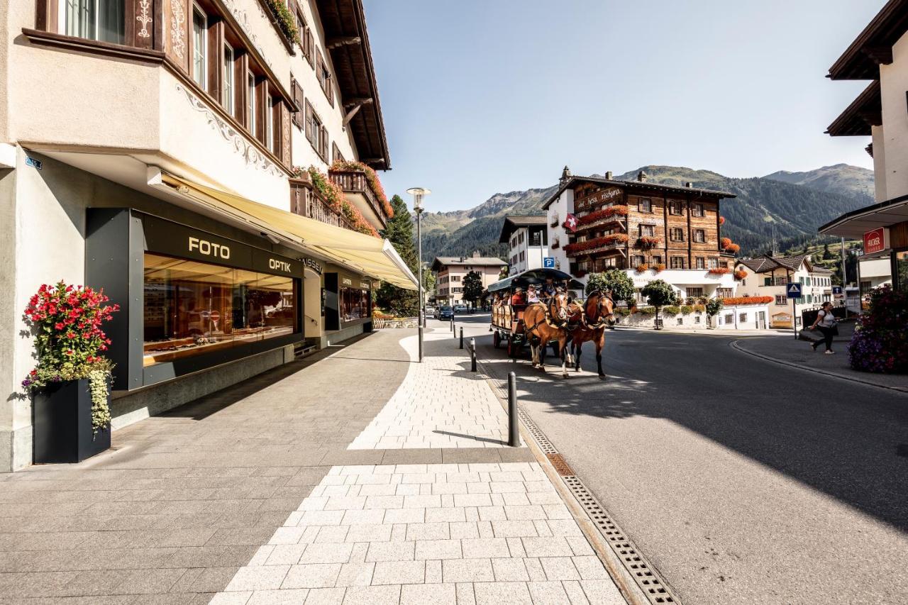 Hotel Piz Buin Klosters Exteriör bild